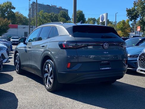 Certified 2024 Volkswagen ID.4 2WD image 3