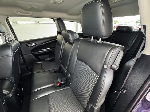 Used 2017 Dodge Journey Crossroad w/ Popular Equipment Group AWD/4WD image 23