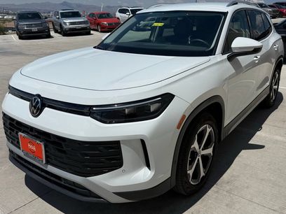 Certified 2025 Volkswagen Tiguan SE