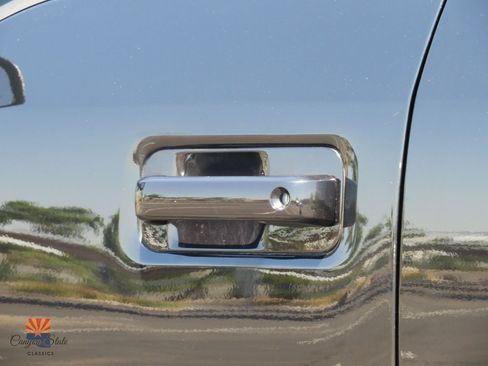 Used 2022 Ford F250 Lariat w/ Tremor Off-Road Package AWD/4WD image 27