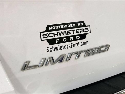 Certified 2023 Ford Explorer Limited w/ Equipment Group 301A AWD/4WD image 8
