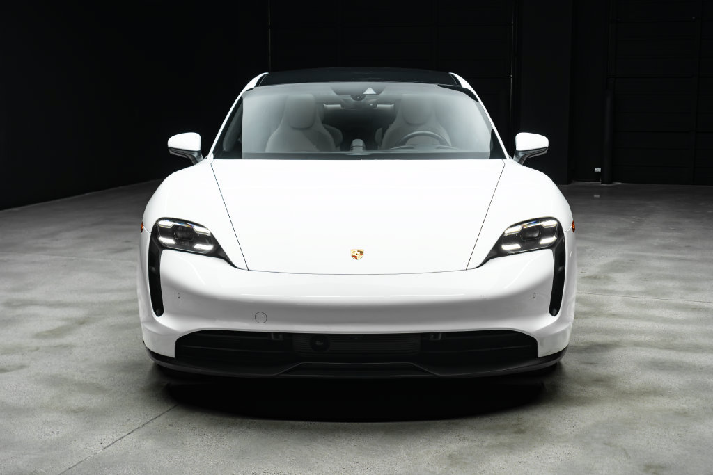 Used 2021 Porsche Taycan 4S AWD/4WD image 6