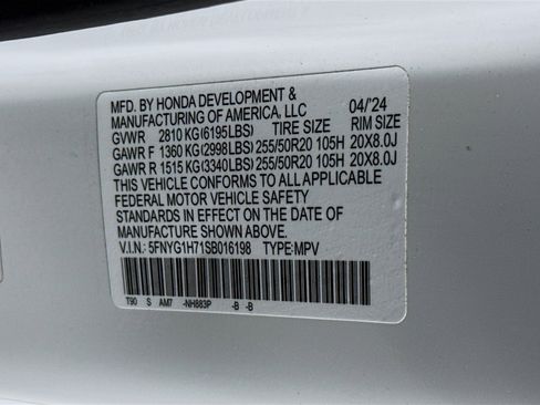 Certified 2025 Honda Pilot Touring image 41