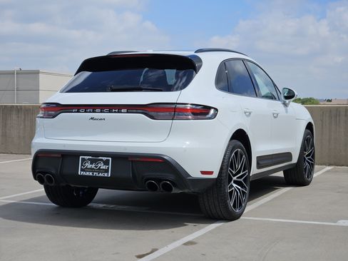 Certified 2026 Porsche Macan AWD/4WD image 8