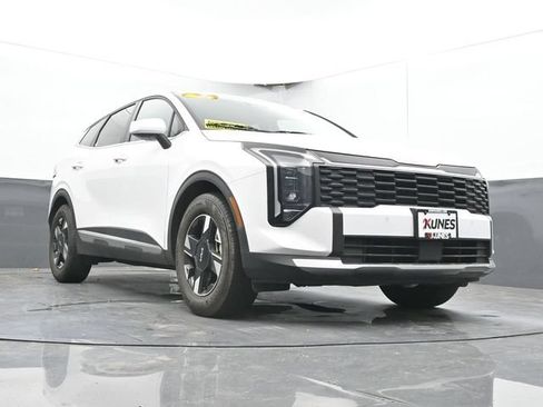 Used 2026 Kia Sportage LX FWD image 44
