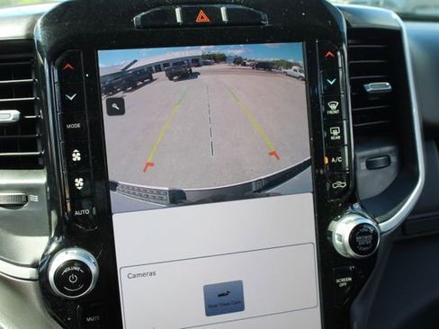 Used 2023 RAM 1500 Big Horn image 22