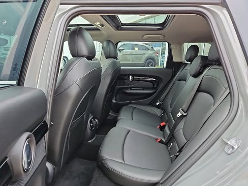 Used 2019 MINI Cooper Clubman S image 8