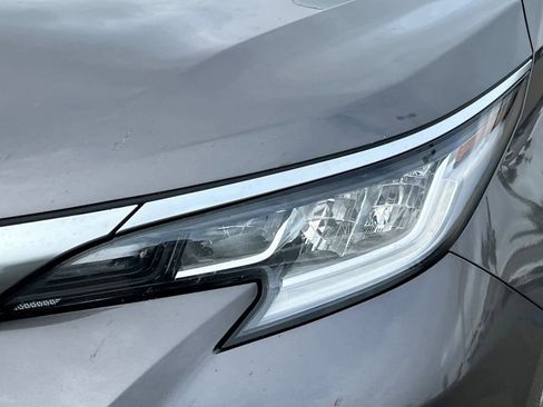 Used 2023 Toyota Sienna Limited AWD/4WD image 11