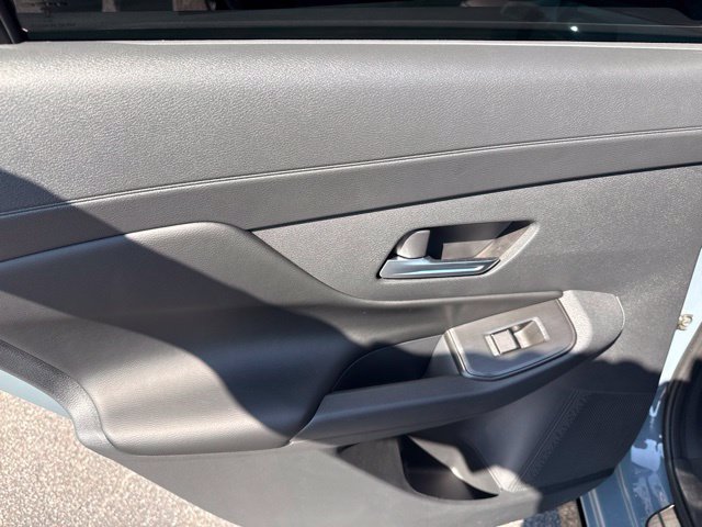 Used 2026 Nissan Sentra SR w/ SR Premium Package FWD image 23
