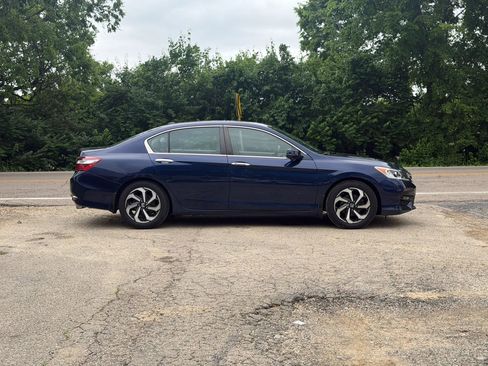 Used 2016 Honda Accord EX-L image 4
