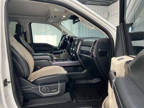 Used 2020 Ford F250 Limited w/ FX4 Off-Road Package AWD/4WD image 11