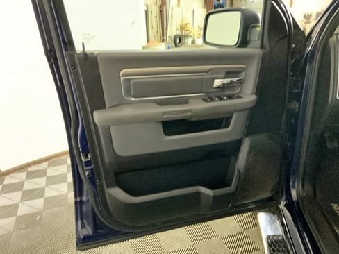Used 2015 RAM 1500 Big Horn AWD/4WD image 44