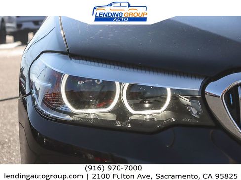 Used 2018 BMW 530e xDrive w/ Premium Package 2 image 7