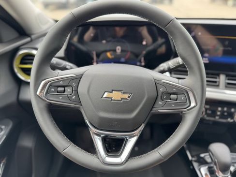 New 2025 Chevrolet Trax LT w/ Driver Confidence Package image 19