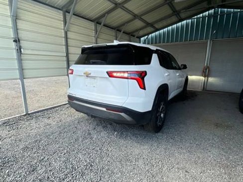 Used 2025 Chevrolet Equinox LT AWD/4WD image 4