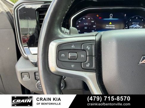 Used 2022 Chevrolet Silverado 1500 RST w/ Redline Edition AWD/4WD image 22