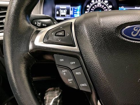 Used 2024 Ford Edge SEL AWD/4WD image 18
