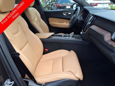 Used 2024 Volvo XC60 T8 Ultimate w/ Protection Package Premier AWD/4WD image 13