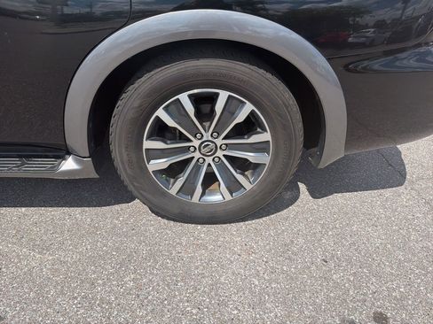 Used 2018 Nissan Armada SL w/ Moonroof Package image 10