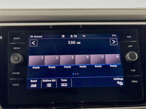 Used 2020 Volkswagen Atlas Cross Sport SEL R-Line AWD/4WD image 18