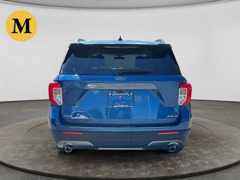 Used 2022 Ford Explorer XLT w/ Equipment Group 202A AWD/4WD image 4