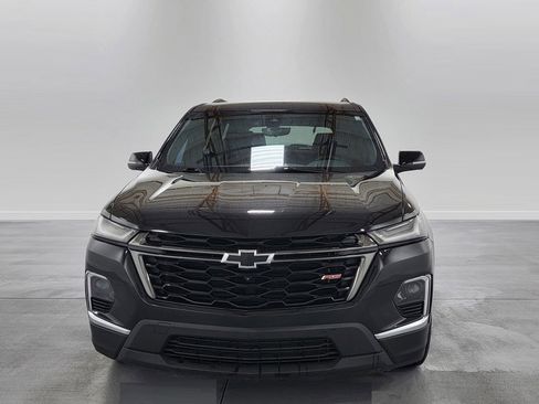 Used 2022 Chevrolet Traverse RS image 3