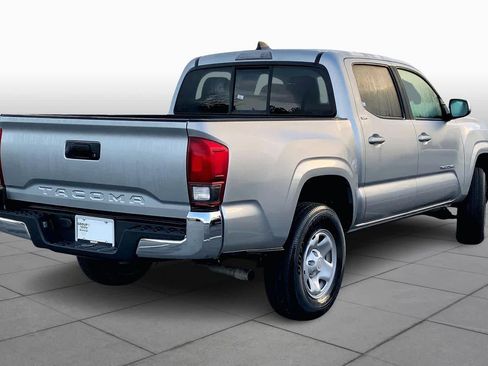Used 2022 Toyota Tacoma SR5 image 13