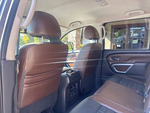 Used 2016 Nissan Titan Platinum Reserve AWD/4WD image 11