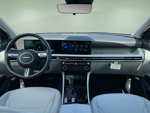 Used 2025 Hyundai Tucson SEL image 12