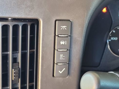 Used 2025 GMC Savana 2500 w/ Driver Convenience Package RWD image 16