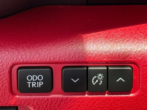 Used 2022 Lexus IS 350 F Sport RWD image 42