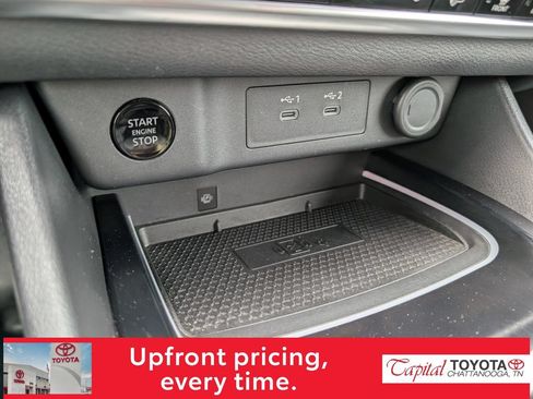 Used 2024 Nissan Rogue SL w/ SL Premium Package FWD image 21