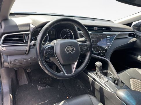 Used 2018 Toyota Camry SE w/ Audio Package FWD image 10