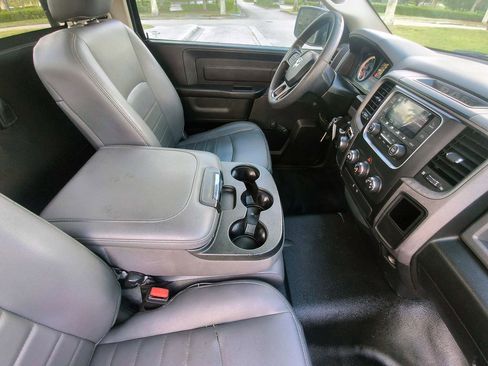 Used 2017 RAM 1500 Tradesman RWD image 23