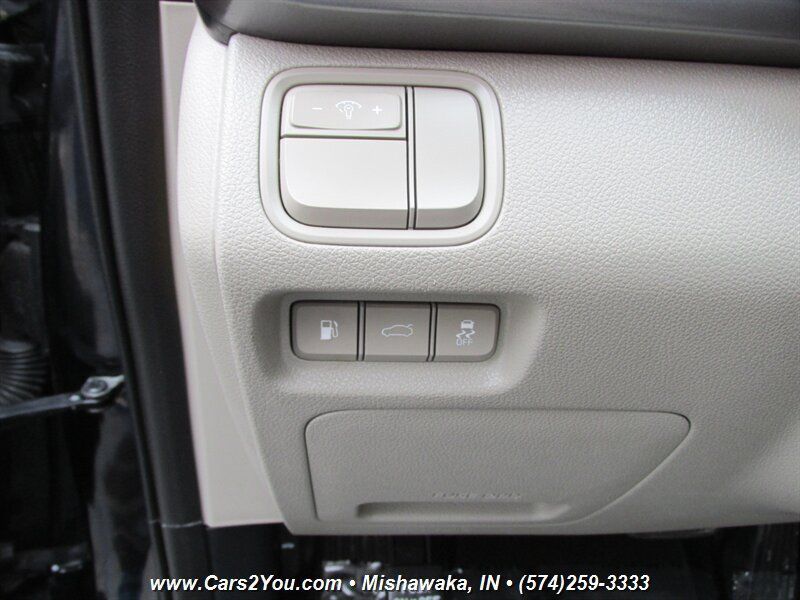 Used 2016 Kia Optima LX FWD image 16