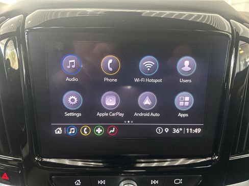 Used 2023 Chevrolet Traverse LT image 33