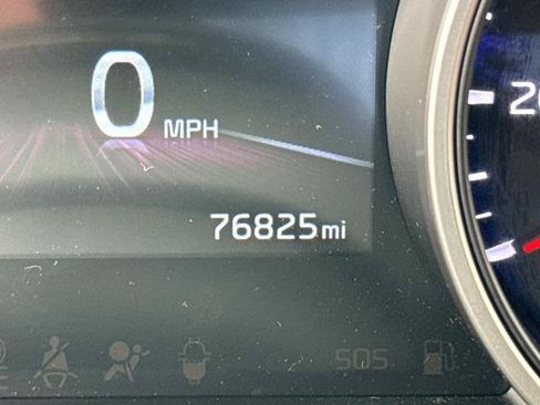 Used 2022 Kia Carnival SX FWD image 34