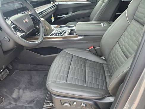 New 2026 Cadillac Escalade Platinum Sport image 21