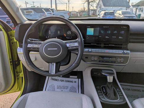 Used 2024 Hyundai Kona SEL image 38