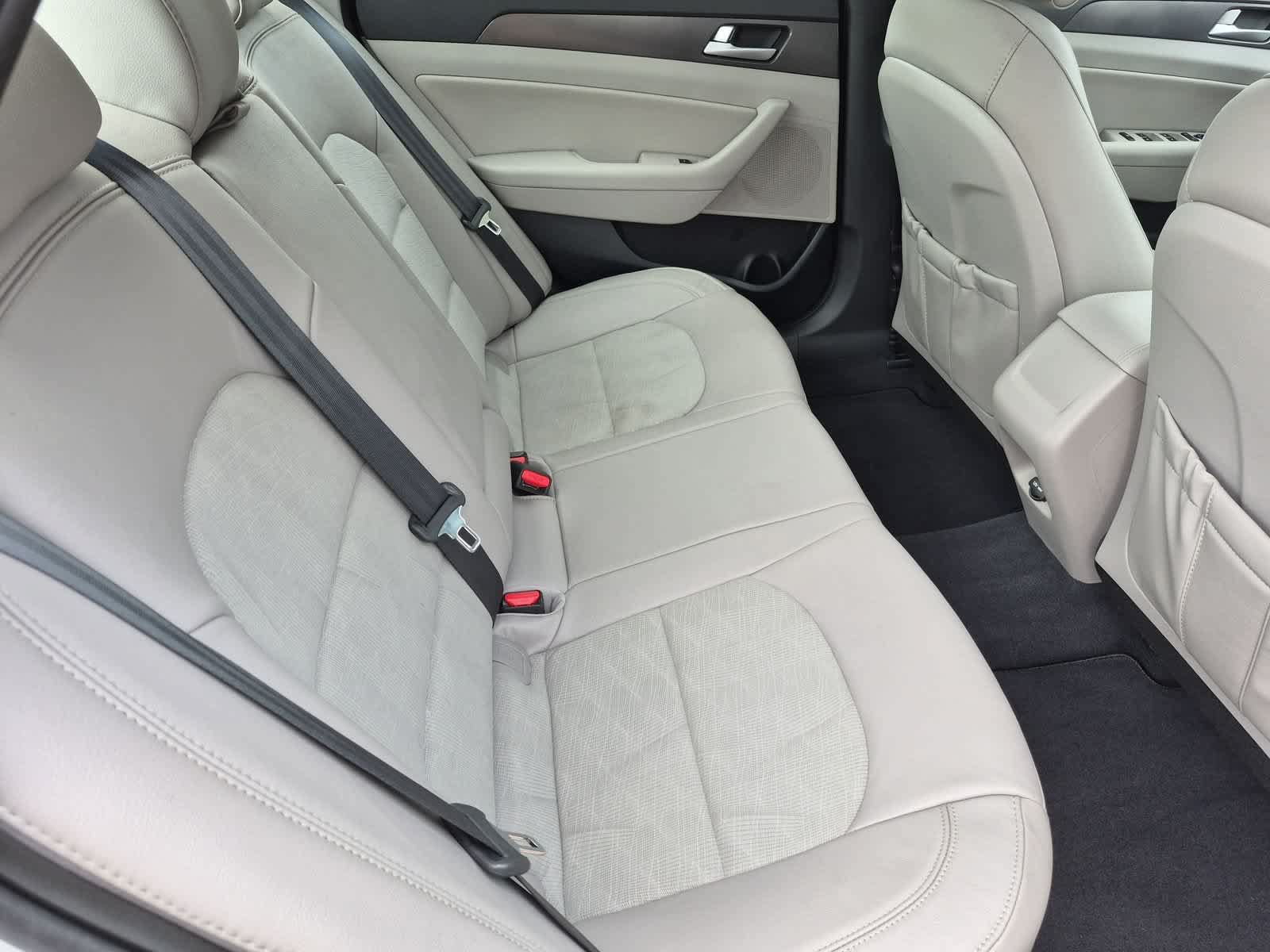 Used 2016 Hyundai Sonata Sport w/ Option Group 1V FWD image 21