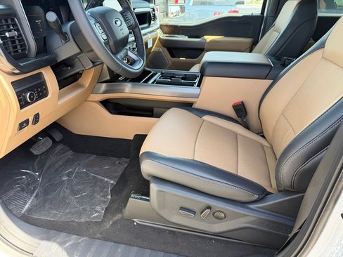 New 2026 Ford F250 Lariat w/ Lariat Premium Package AWD/4WD image 27