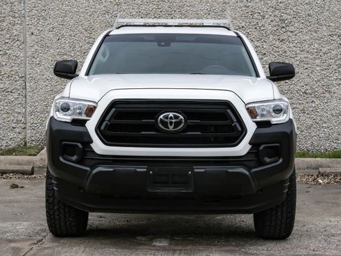 Used 2022 Toyota Tacoma SR image 7
