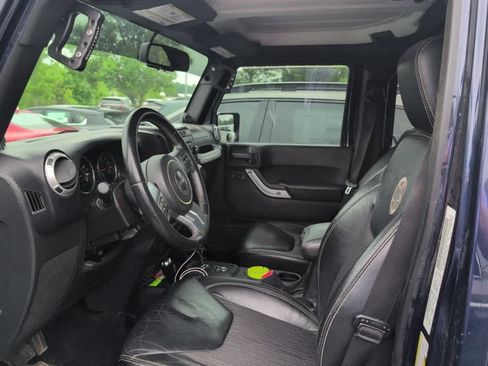 Used 2013 Jeep Wrangler Unlimited Sport AWD/4WD image 8