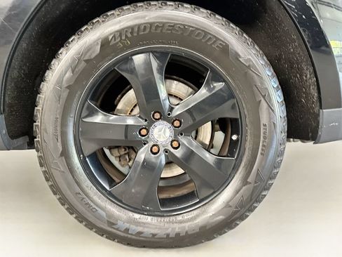 Used 2012 Mercedes-Benz GL 450 4MATIC image 37