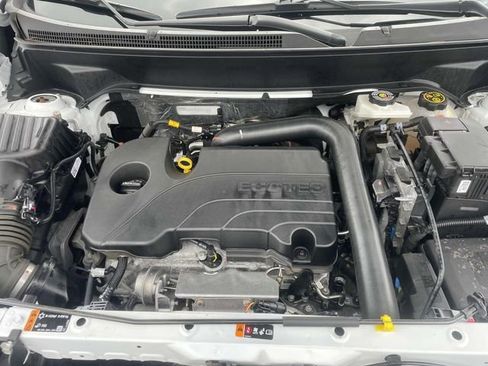 Used 2024 Chevrolet Equinox LT image 14
