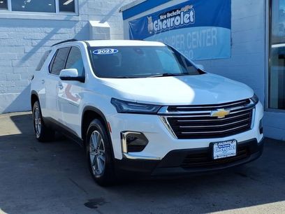 Used 2023 Chevrolet Traverse LT