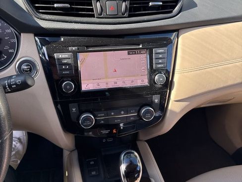 Used 2019 Nissan Rogue SL image 7