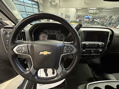 Used 2015 Chevrolet Silverado 3500 LT w/ LT Convenience Package image 9