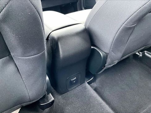 Used 2020 Ford Escape S image 29