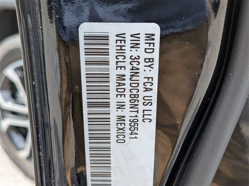 Used 2022 Jeep Compass Limited image 27